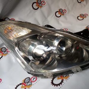 TOYOTA Wish 2006 Genuine Headlight Right Side