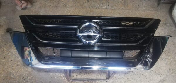 Nissan serena highway star C27 GC27 show grill