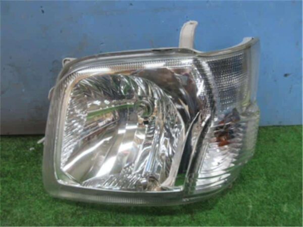 DAIHATSU Hijet 2016 Left Headlight