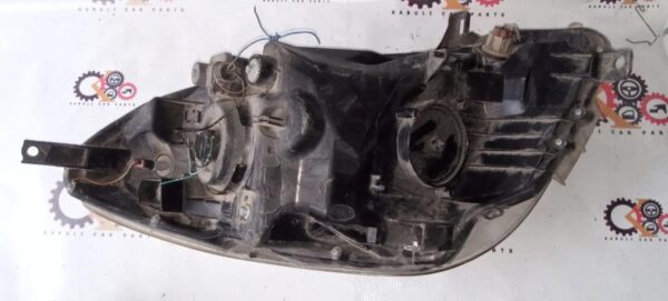 Nissan Note E11 Genuine Headlights Pair - Image 4