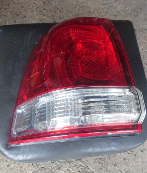 Toyota land cruiser 2008 Right and Left Tail Light/Back Light