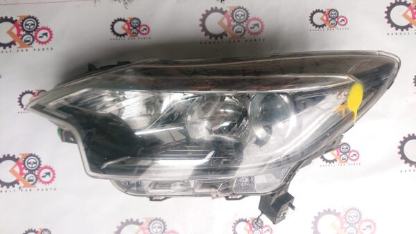 Nissan Note 2018 Left Headlight