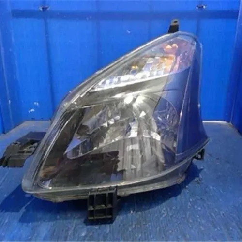 Toyota Ractis 2006 Left Headlight 2006 CBA-NCP105