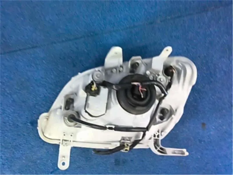 Daihatsu Mira 2004 Right Headlight
