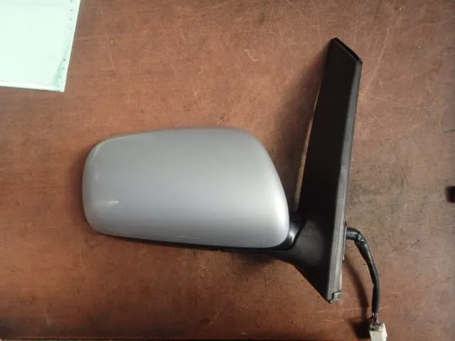 Toyota Wish 2004 Right Side Mirror