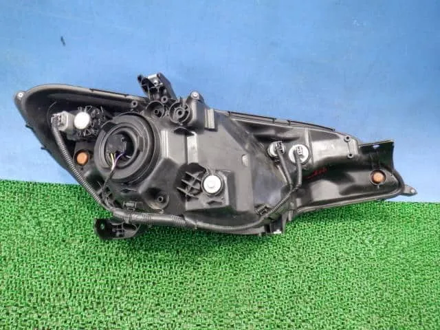 Honda Fit 2014 Left Headlight DAA-GP5